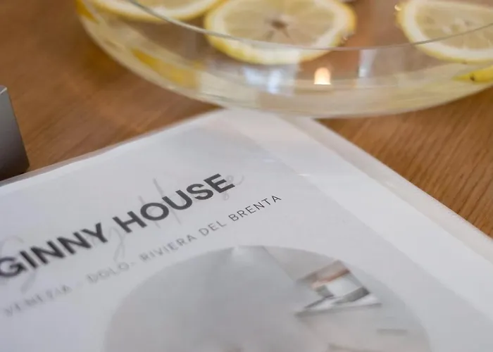 Ginny House Venezia アパート